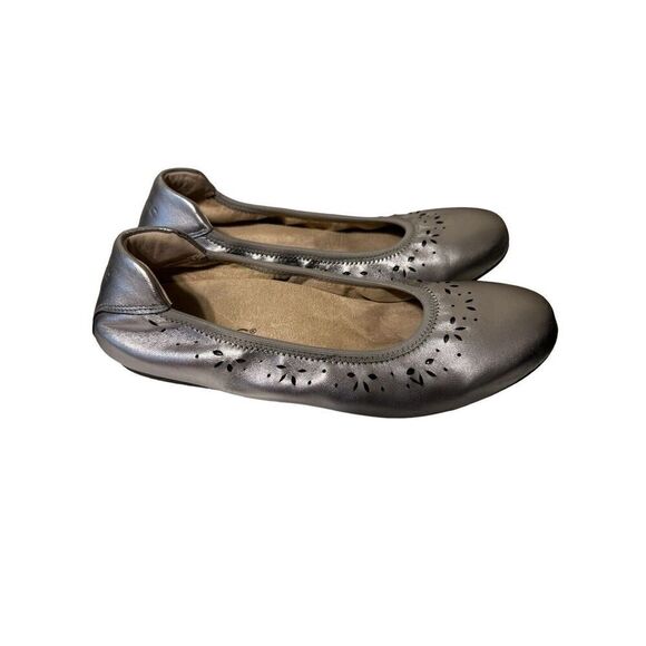 Vionic Geneva Metallic Sz 7 Women's Perf Leather Ballet Flat Shoe Pewter - Picture 3 of 7